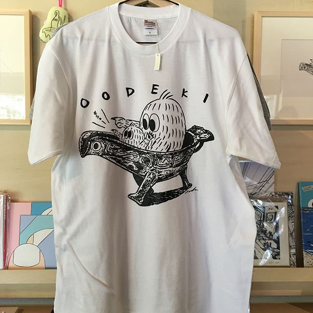 久保惣素敵な美術館でした。広大な敷地。お庭も広くて今自分がどこに来ているのか、一瞬わからなくなりました。皆のコラボグッズも大人気でした。楽しい企画によんでくださってありがとうございましたー(^^) Tシャツ安くてびっくり！1500円でした(^.^)