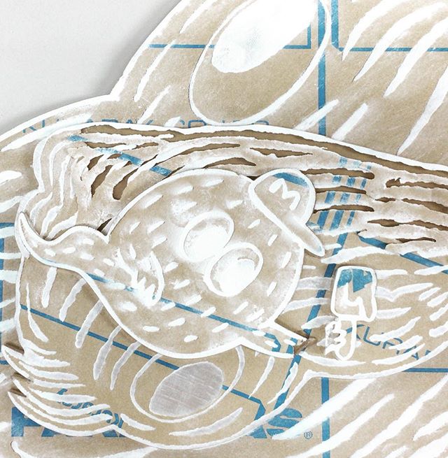 Mosh arms have broken!